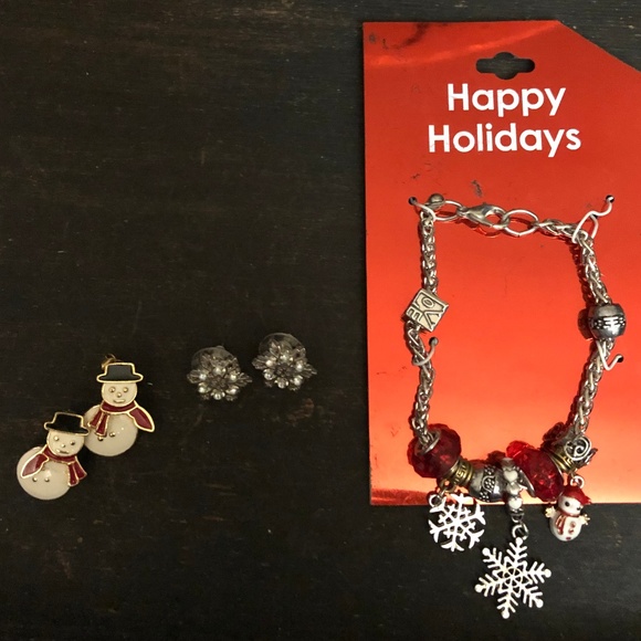 Fashion Jewelry Jewelry - Silver Tone Beaded Charm Bracelet *HOL54*